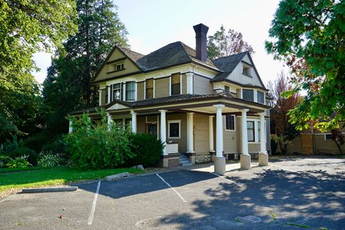 Distinctive Professional Downtown Office