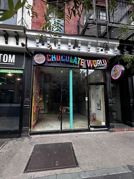 Retail space for Rent at 193 Bedford Ave in Brooklyn