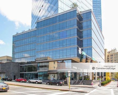 Commercial space for Rent at 7 Renaissance Square in White Plains