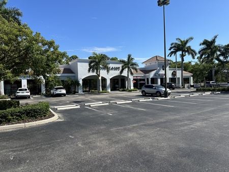 Retail space for Rent at 13514 Tamiami Trail N in Naples