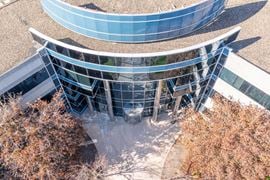 Landerbrook Corporate Center