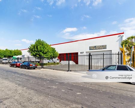 Industrial space for Rent at 4601 South Alameda Street in Los Angeles