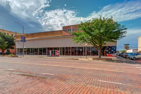Retail space for Sale at 1013 Broadway in Lubbock