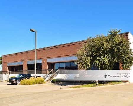 Industrial space for Rent at 8150 Springwood Drive in Irving