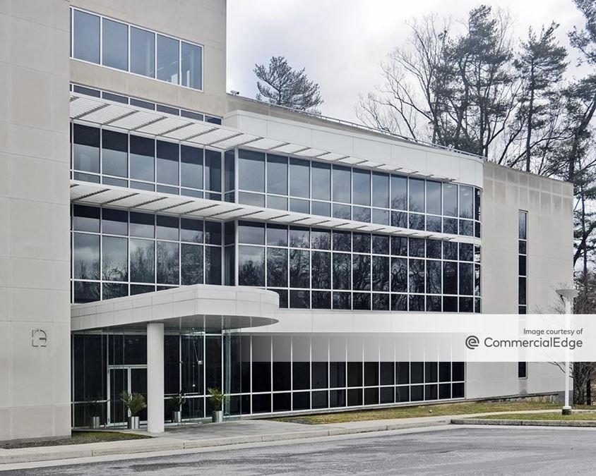 700 Old Marple Road, Springfield, PA 19064