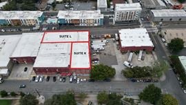 8 W 9th St