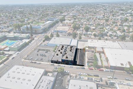 Office space for Rent at 126 & 132 West 39th Street in Los Angeles