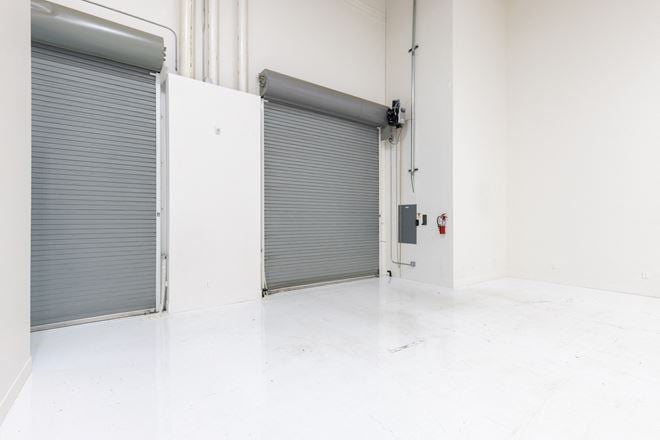 Modern, Class A Commercial Condo