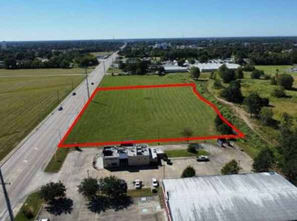 FOR SALE: ±3.044 ACRES ON AMBASSADOR CAFFERY