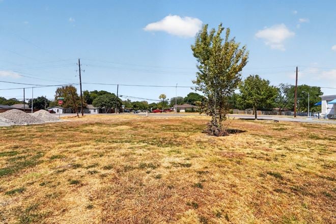 2648 W Scyene Rd Mesquite - For Sale