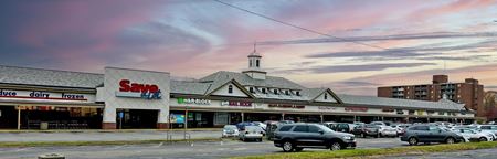 Retail space for Rent at 498-552 Canton Road in Akron