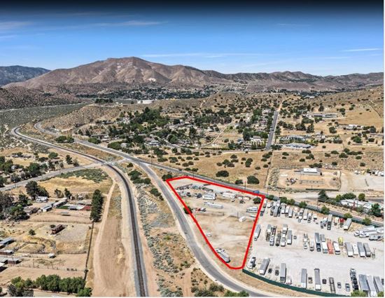 Soledad Canyon Commerce Site