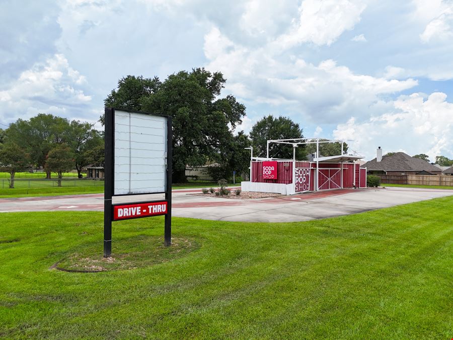 Drive-Thru Retail Building on Corner Lot
