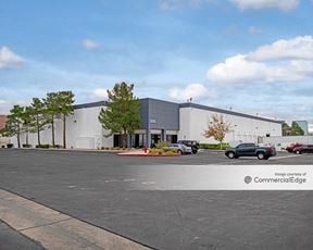 Desert Inn Commerce Center