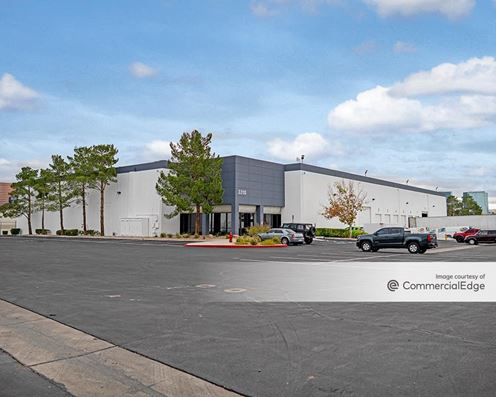 Desert Inn Commerce Center