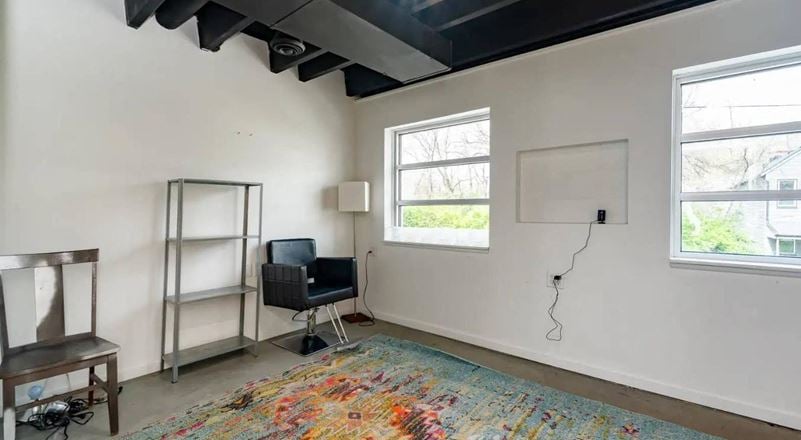 5.0.Lou Coworking Space - 5.0.Lou Co-Working Space