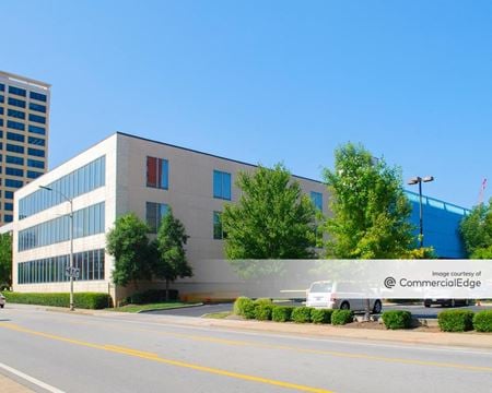 Office space for Rent at 535 Chestnut Street in Chattanooga