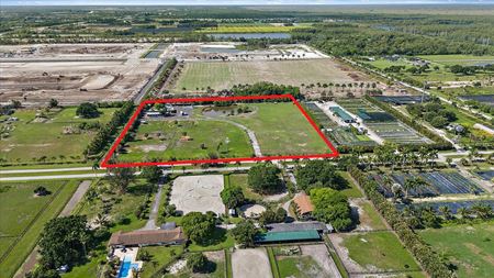 Photo of commercial space at 10502 Heritage Farms Road in Lake Worth