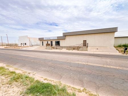 Photo of commercial space at 1001-1009 W Industrial Ave in Midland