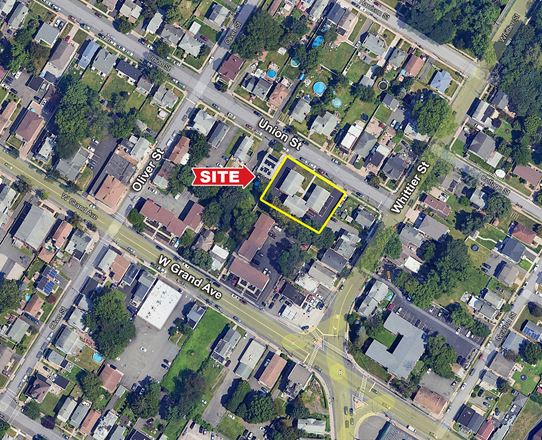 Fully Occupied 12-Unit Apartment Building with Value-Add Potential