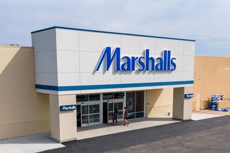 Retail space for Rent at 1200 Susan Dr in Marshall