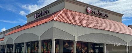 Retail space for Rent at 1700 W 68th St in Hialeah