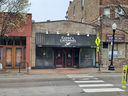 Commercial Kitchen With Real Estate In Edgewater - Chicago
