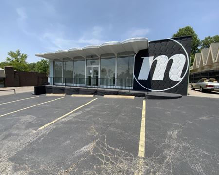 Commercial space for Sale at 8631 Watson Rd in Saint Louis