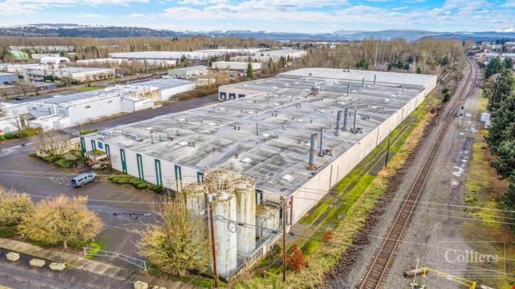Northeast Portland Industrial for Sublease │ ±186,116 Square Feet