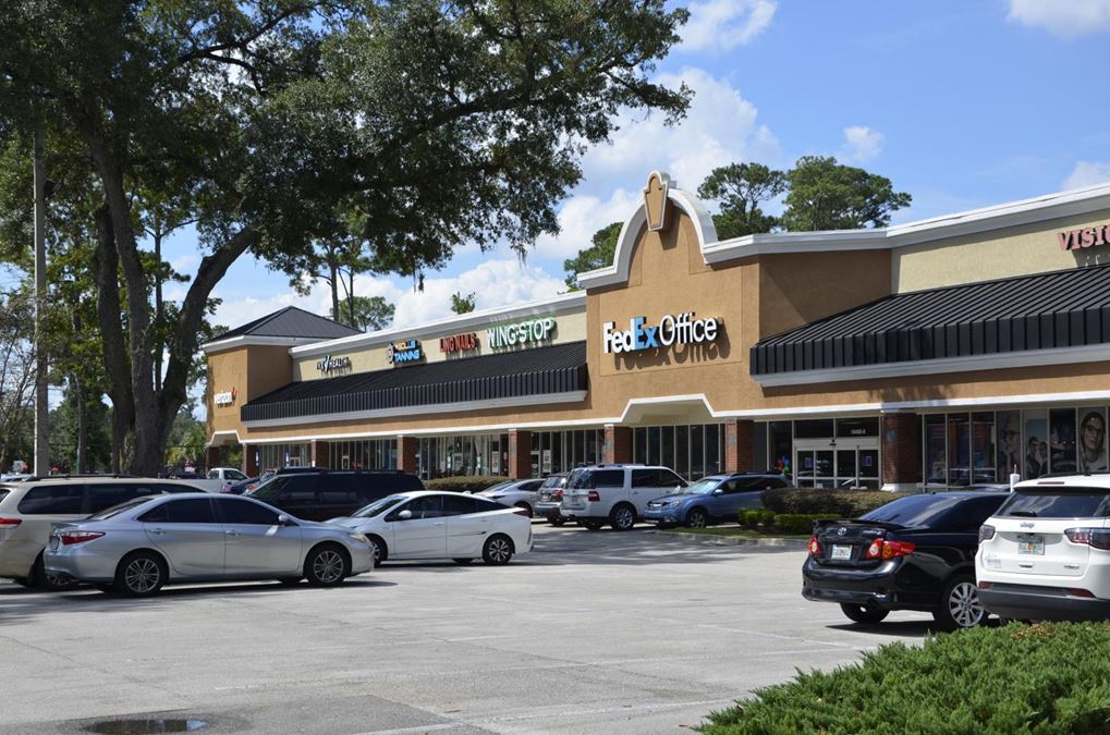 Carrie Plaza - 10400 San Jose Blvd, Jacksonville, FL | Retail Building