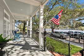 506 Water St