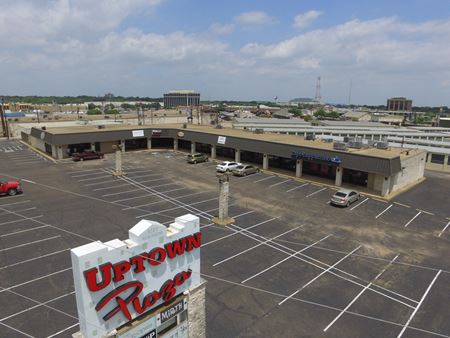 Uptown Plaza Retail Center - Waco