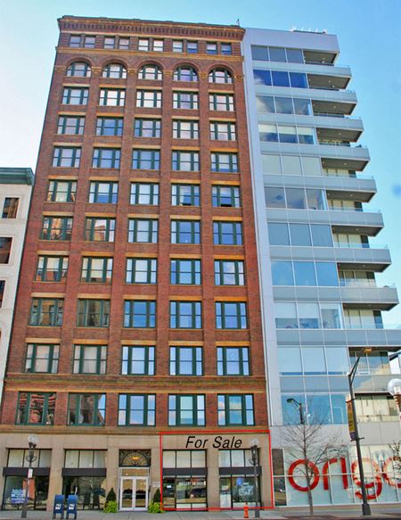 Retail space for Rent at 147 N High Street in Columbus