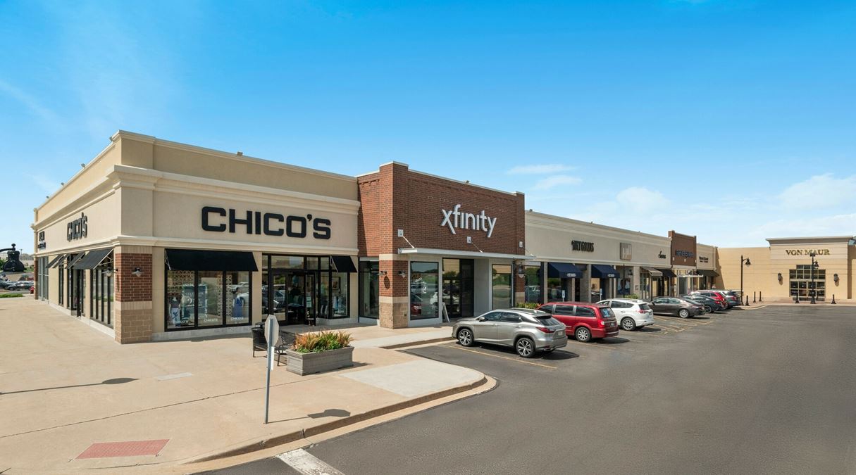 Shoppes at College Hills