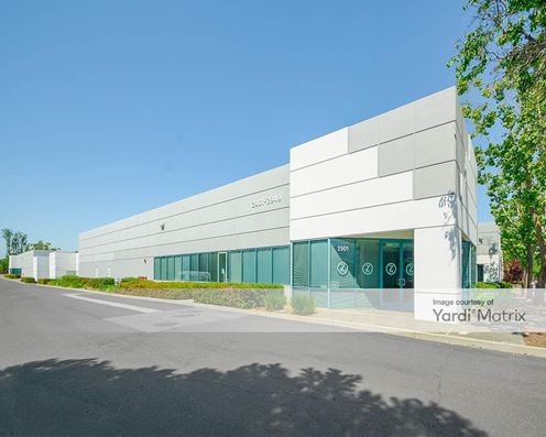 Bayview Business Center / Back Bay Logistics