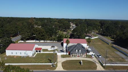 7060 Three Notch Road - Mobile