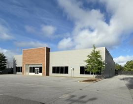 Car City Commercial Property | 10,492 SF on 1.91 Acres