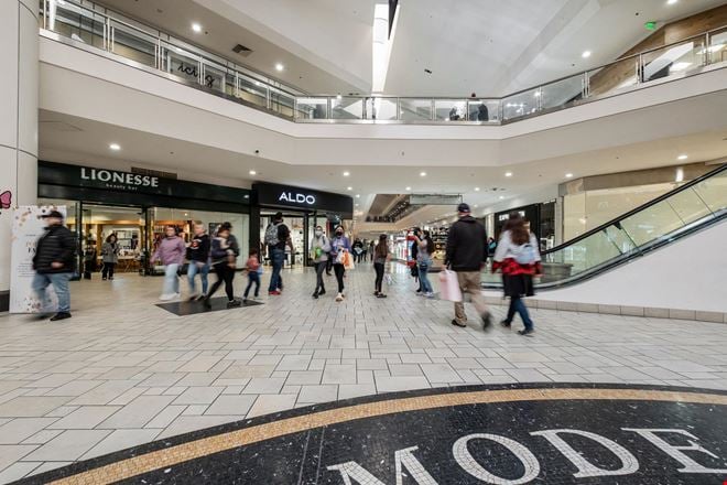 Vintage Faire Mall