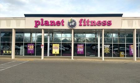 Retail space for Rent at 1625-1645 Poplar Ave. in Memphis