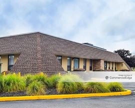 Crossroads South Corporate Park - 1737 & 1777 Veterans Memorial Hwy