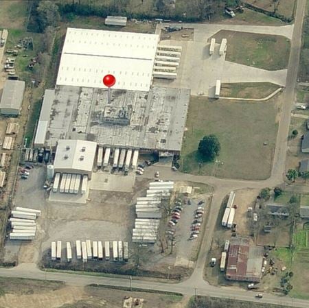 Industrial space for Rent at 340 Barfield St in Canton