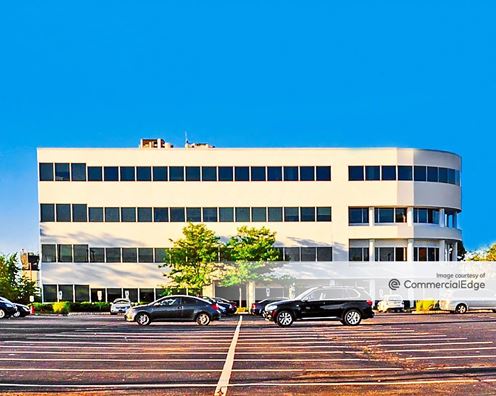 Airport Executive Center