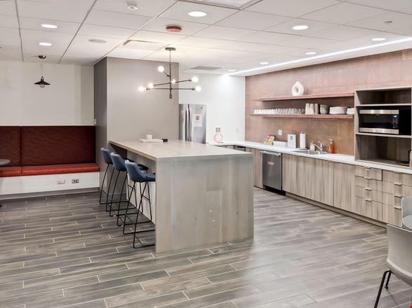 Regus - Chicago - 150 N Michigan
