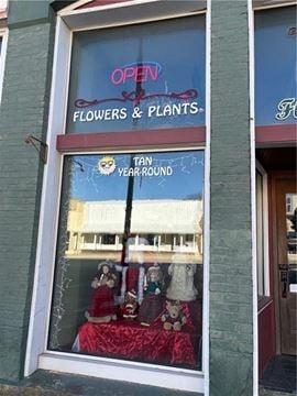 145 E Main St