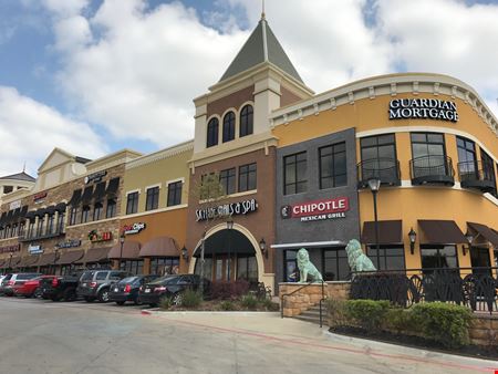 Retail space for Rent at 5001 & 5005 S Cooper St in Arlington