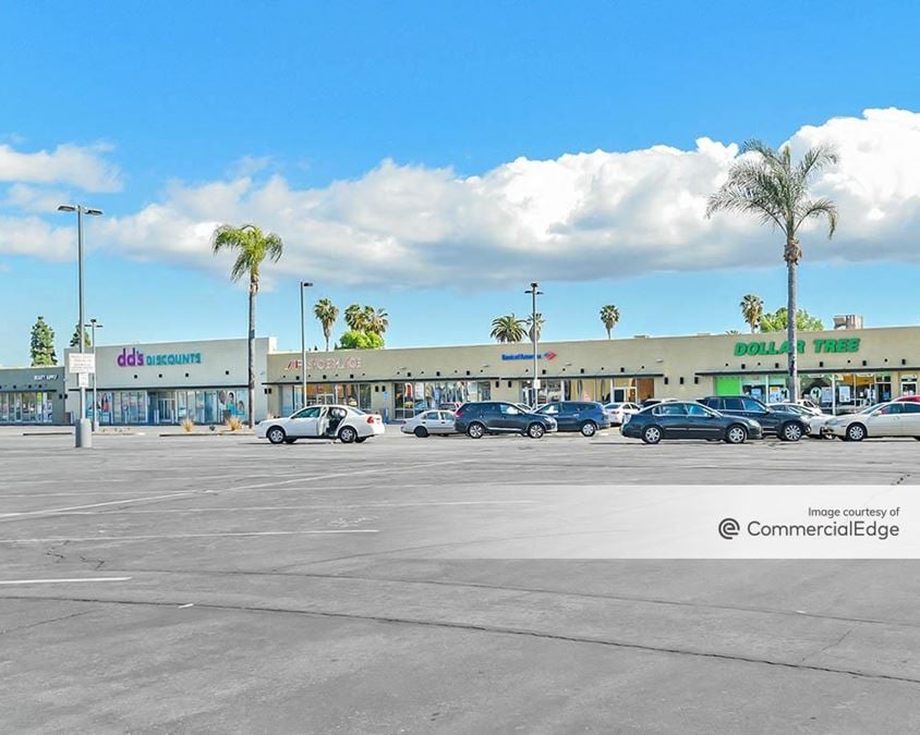 Compton Towne Center Shopping Center