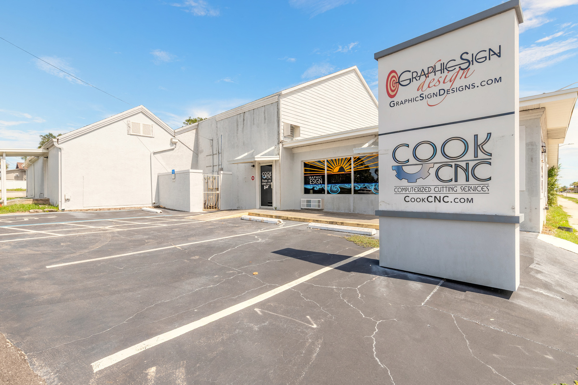 529 Ridgewood Ave, Daytona Beach, FL 32117