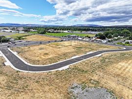 The Landing - Prime Commercial Lots