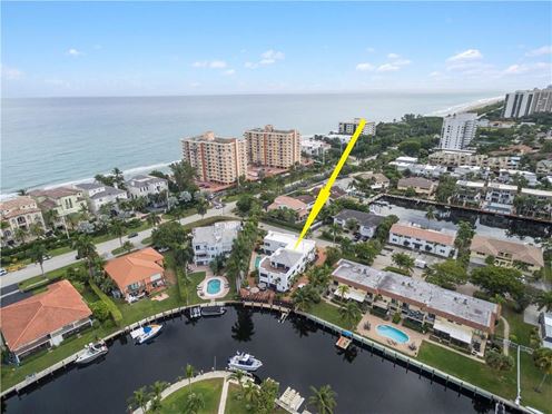 1121 Bel Air Dr