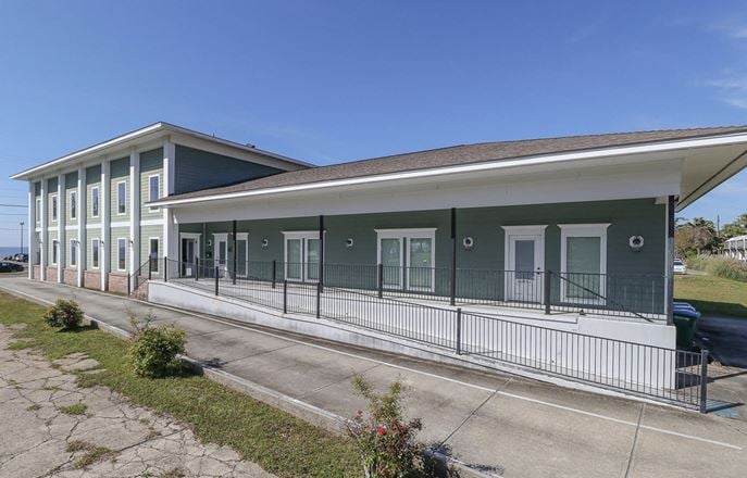 NEW PRICE! Office w/Gulf Views | Could be Converted to VRBO/Apartments